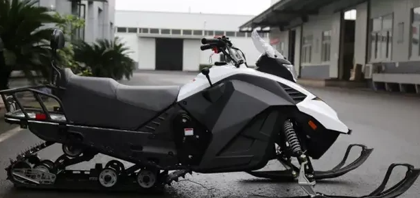 Снегоход ULAR 220 в Жуковском