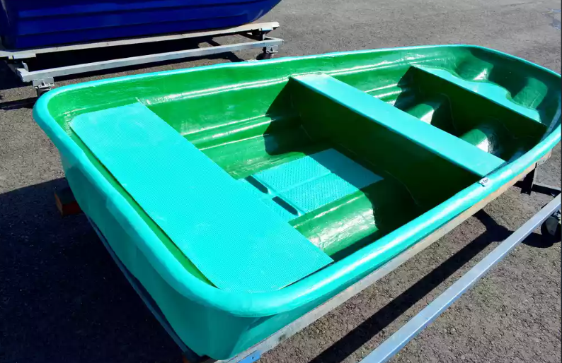 Стеклопластиковая лодка Старт (тримаран) в Жуковском