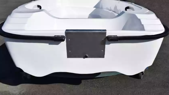 Стеклопластиковая лодка Пингвин (тримаран) в Жуковском