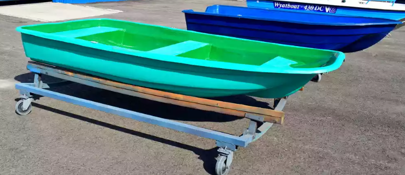 Стеклопластиковая лодка Старт (тримаран) в Жуковском