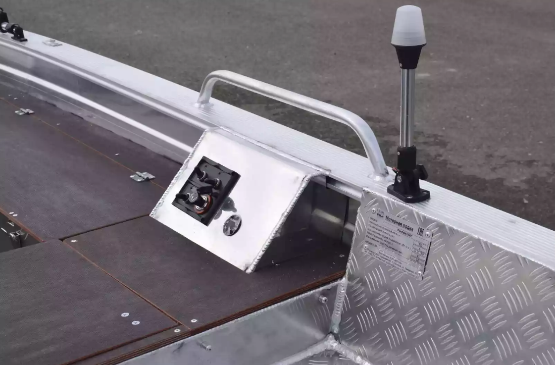 Алюминиевая лодка Wyatboat-390РМ в Жуковском