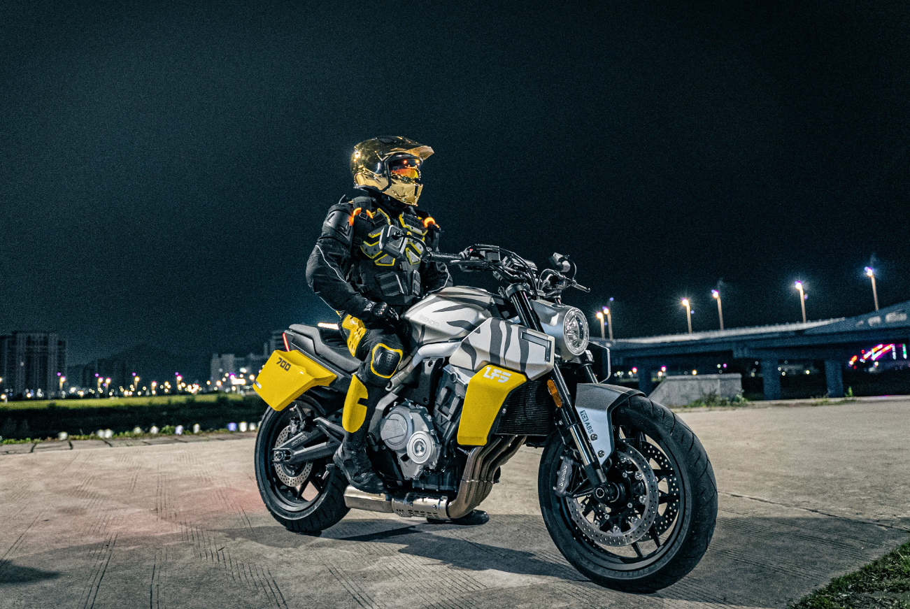 Мотоцикл Benda LFS 700 в Жуковском