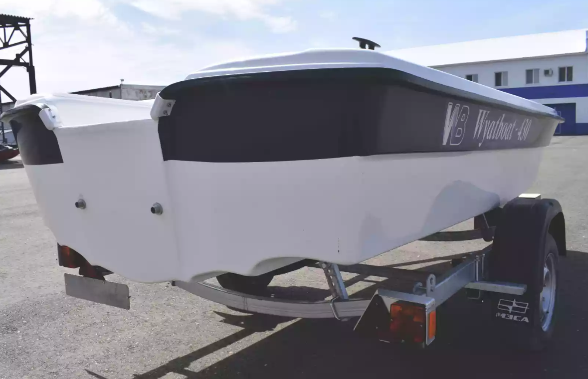 Стеклопластиковая лодка Wyatboat 430 тримаран в Жуковском