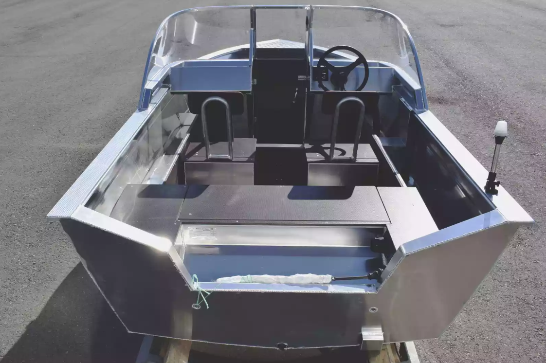 Алюминиевая лодка  Неман-400 DCM в Жуковском