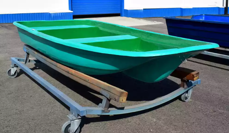 Стеклопластиковая лодка Старт (тримаран) в Жуковском