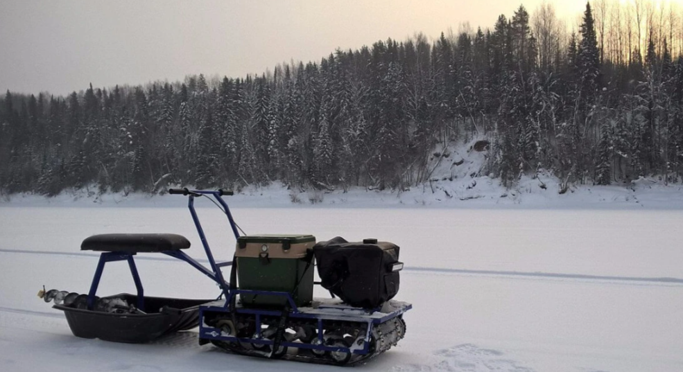 Мотобуксировщик Альбатрос-L 8 с фарой в Жуковском
