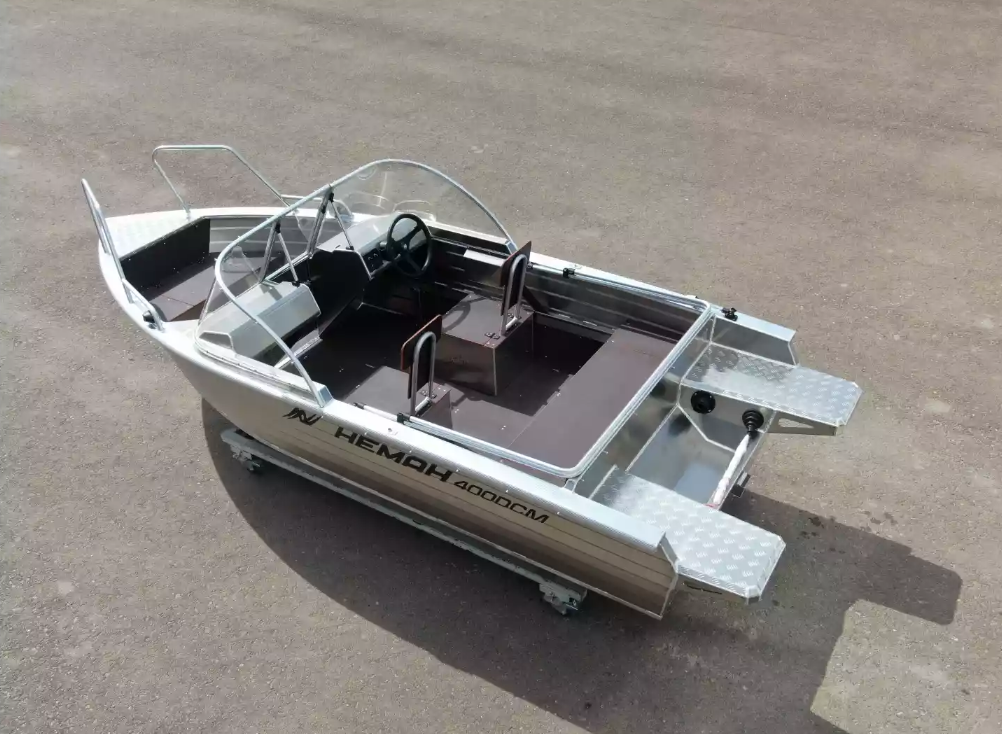 Алюминиевая лодка  Неман-400 DCM NEW в Жуковском