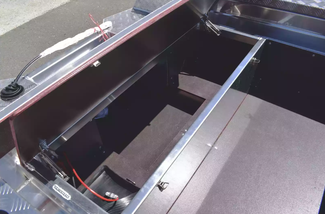 Алюминиевая лодка Wyatboat-390 DCM в Жуковском