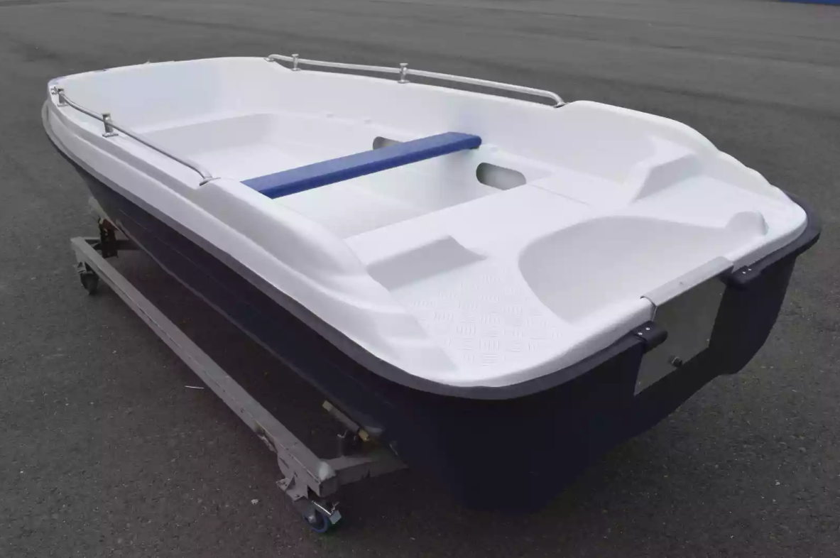 Стеклопластиковая лодка Пингвин New (тримаран) в Жуковском