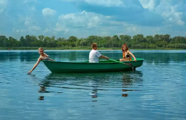 Стеклопластиковая Лодка Голавль в Жуковском