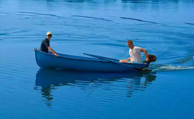 Стеклопластиковая лодка Омуль в Жуковском