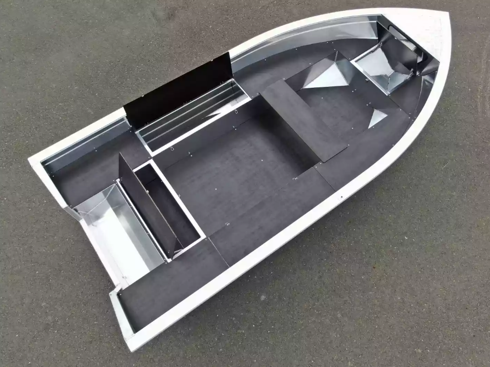 Алюминиевая лодка  Неман-420 в Жуковском