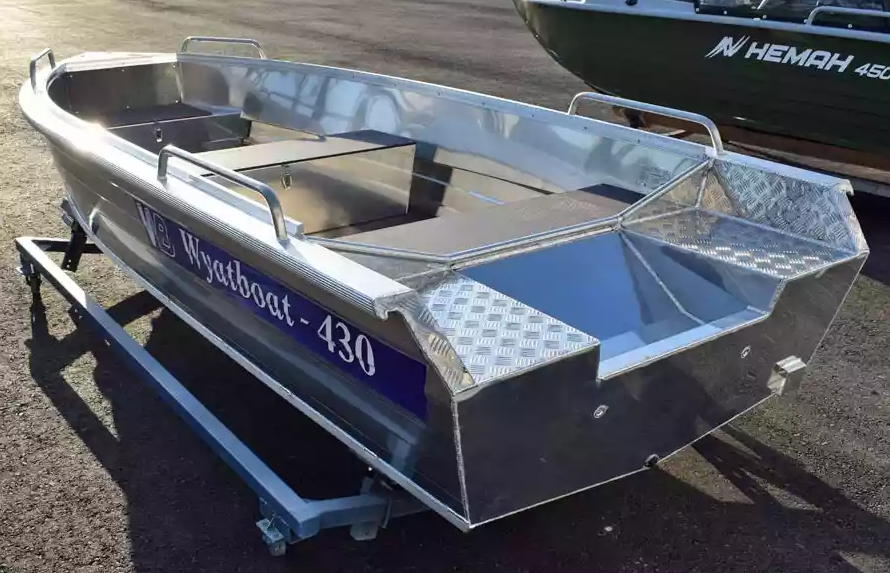 Алюминиевая лодка  Wyatboat-430 Р в Жуковском