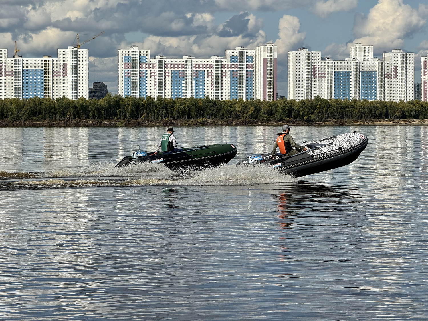 Лодка MISHIMO BIG FLOOR 440 в Жуковском