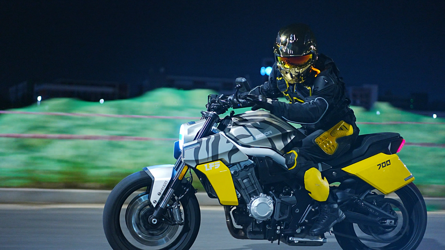 Мотоцикл Benda LFS 700 в Жуковском